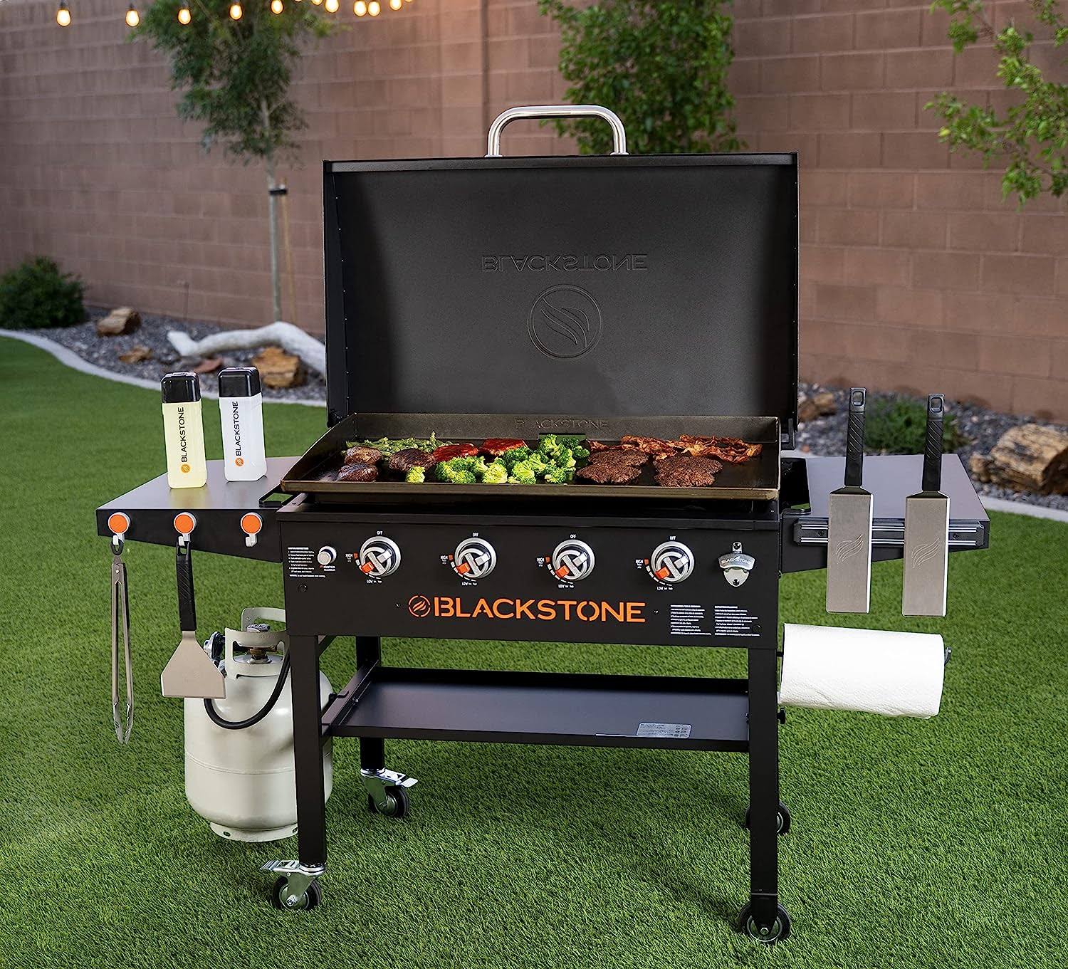 Blackstone Griddle with Hood 36